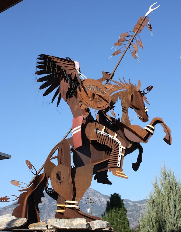A Okanagan Lakeview Inn كيلوانا المظهر الخارجي الصورة
