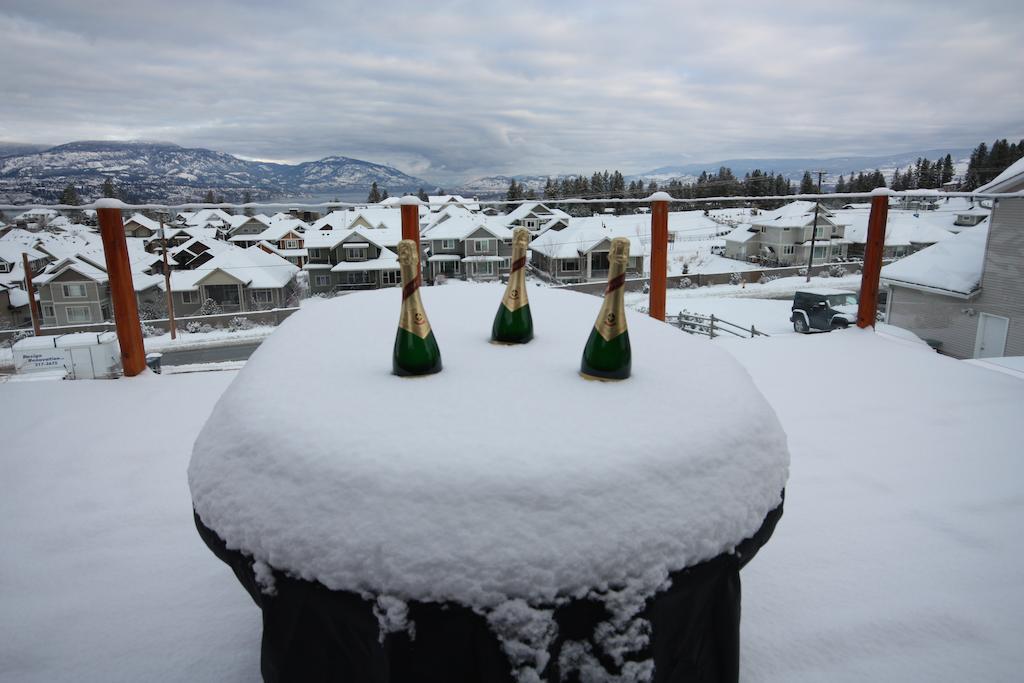 A Okanagan Lakeview Inn كيلوانا المظهر الخارجي الصورة