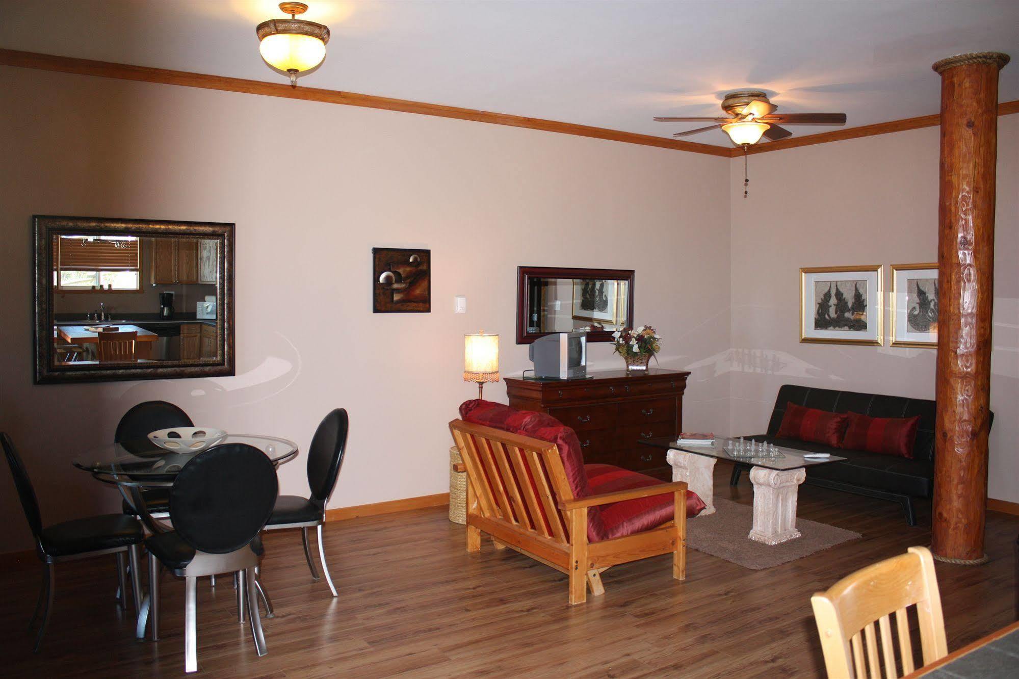 A Okanagan Lakeview Inn كيلوانا المظهر الخارجي الصورة