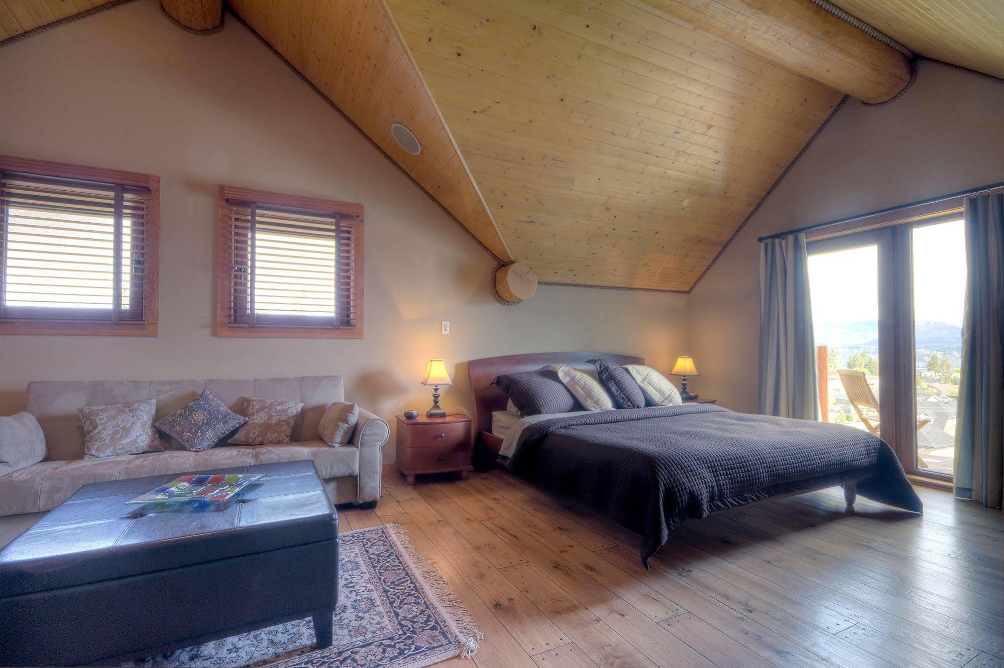 A Okanagan Lakeview Inn كيلوانا المظهر الخارجي الصورة