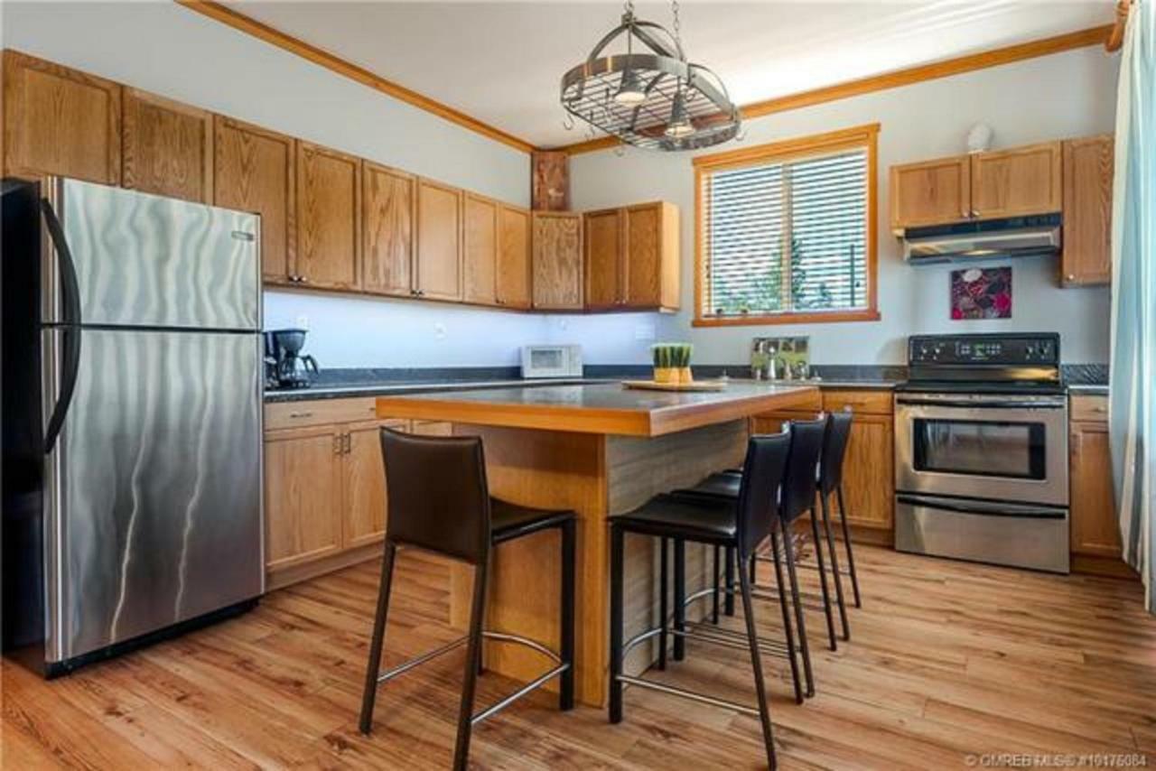 A Okanagan Lakeview Inn كيلوانا المظهر الخارجي الصورة